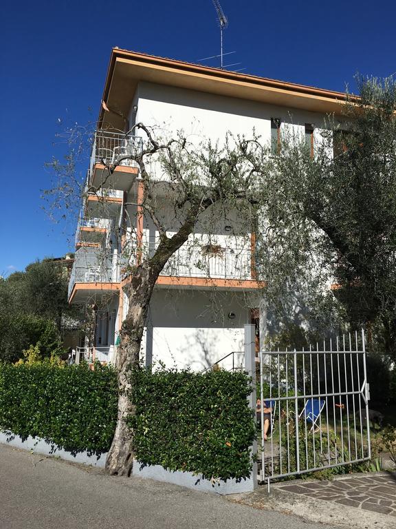 מלון מאלצ'סינה Casa Bianca מראה חיצוני תמונה